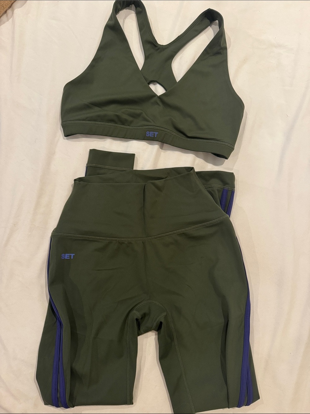 SET Active Sportbody Olive Green High-Waist Leggings and Bra - L top M bottom